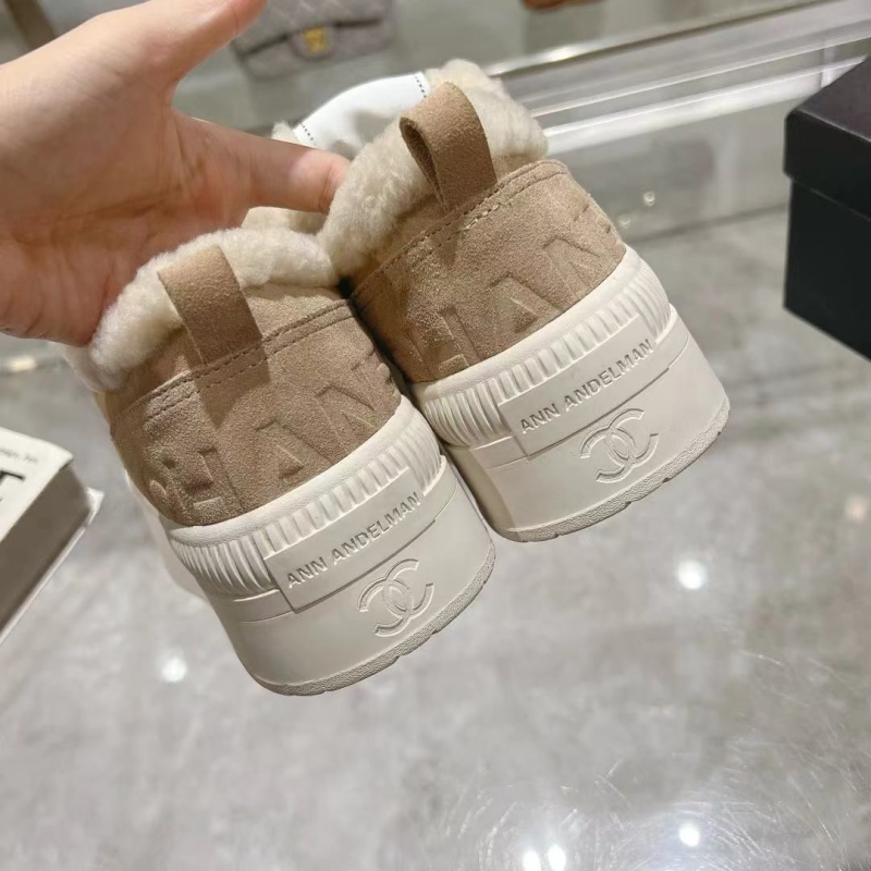 Ch**el sport shoes